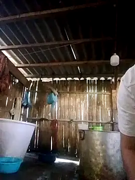 Snapshot of Mamapm20 chatting on October 2025 12:20:01 AM Mamapm20 online show from October 2025 12:20:01 AM