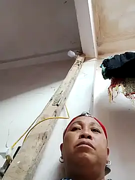 Snapshot of Mamapm20 chatting on October 2025 09:52:01 AM Mamapm20 online show from October 2025 09:52:01 AM