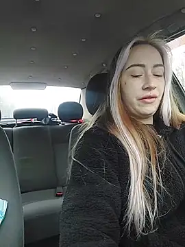 Reina Cummings online show from March 2026 05:57:01 AM