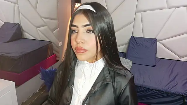 Snapshot of aysel_27 chatting on November 2025 12:21:01 AM aysel 27 online show from November 2025 12:21:01 AM