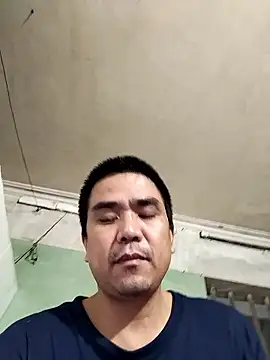 HoangNam20x online show from October 2025 01:43:02 PM