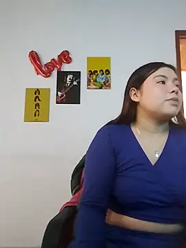 Snapshot of LucyPetit chatting on December 2025 12:47:02 PM LucyPetit online show from December 2025 12:47:02 PM