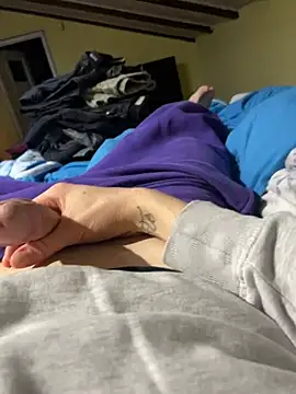 Porco assetato online show from February 2026 07:34:02 PM