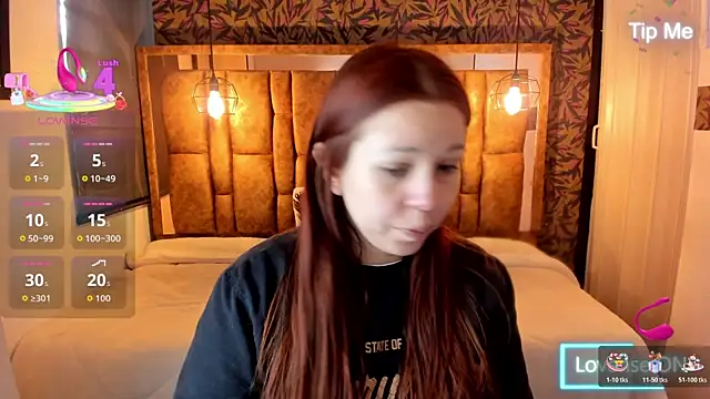 Isa Thompson   online show from December 2025 12:11:02 PM