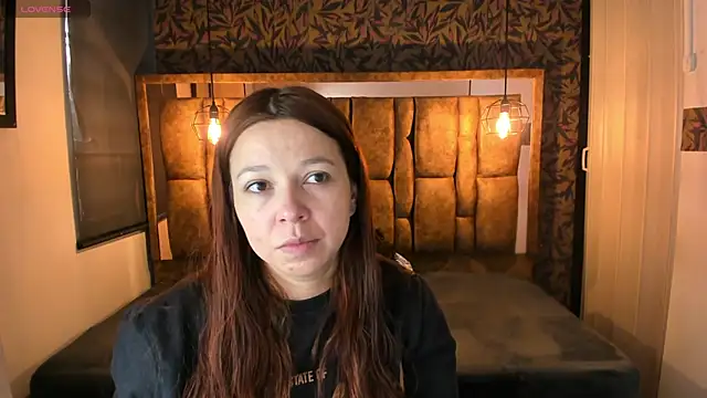 Isa Thompson   online show from January 2026 11:56:01 AM