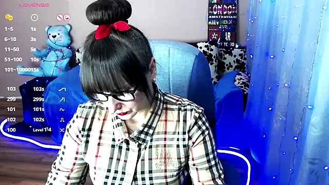 MilaRay online show from December 2024 10:54:01 AM