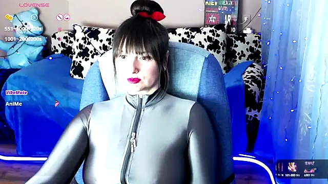 MilaRay online show from December 2024 05:10:02 PM