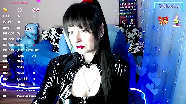 MilaRay online show from January 2025 01:41:01 PM