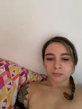 Snapshot of karla-thomsom10 chatting on November 2025 07:24:01 PM karla-thomsom10 online show from November 2025 07:24:01 PM