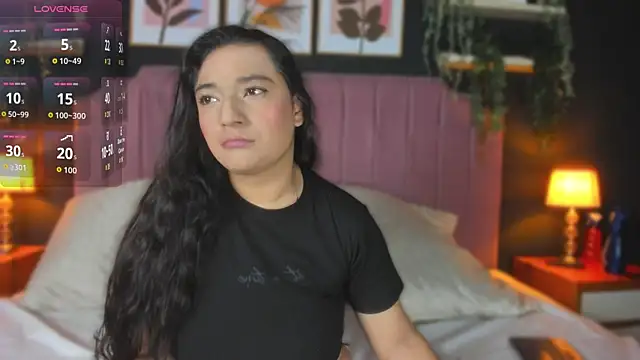 scarlet dh online show from April 2026 11:44:01 PM