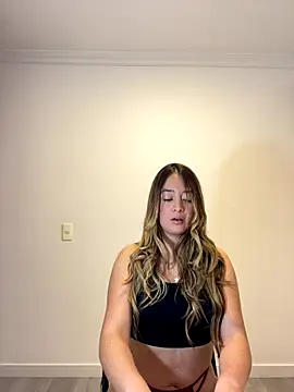 Zara Ross online show from November 2025 03:01:02 AM