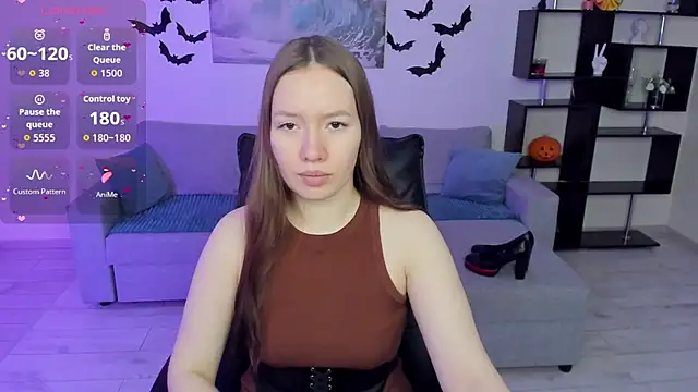 Snapshot of DaniCutie chatting on October 2025 05:24:01 AM DaniCutie online show from October 2025 05:24:01 AM