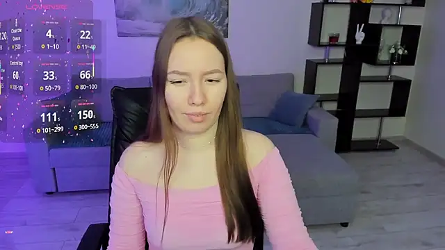 Snapshot of DaniCutie chatting on November 2025 05:23:01 PM DaniCutie online show from November 2025 05:23:01 PM