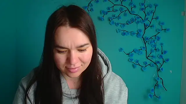 Lola Saymyname online show from April 2026 11:14:02 AM