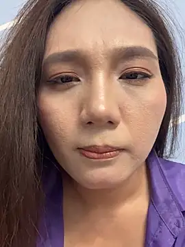 Snapshot of Dujuan-d chatting on September 2025 01:27:01 PM Dujuan-d online show from September 2025 01:27:01 PM