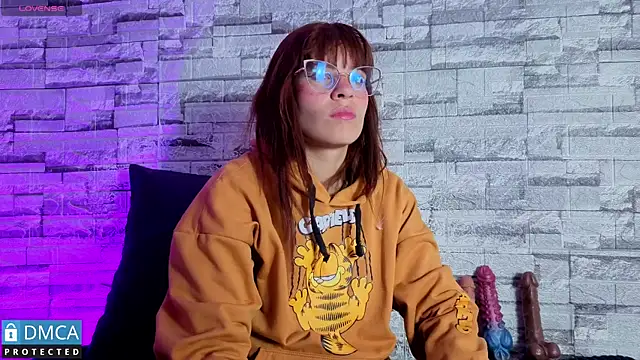 Jessi Walker online show from February 2026 04:49:02 AM