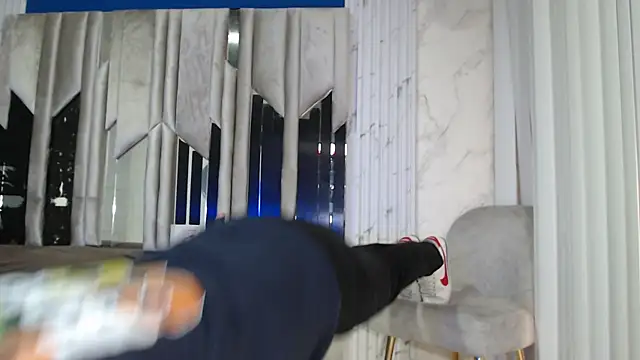 Morganandmegan online show from November 2025 11:20:02 AM