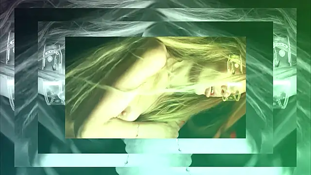 Snapshot of Alvuwkaa chatting on December 2025 08:20:01 AM Alvuwkaa online show from December 2025 08:20:01 AM