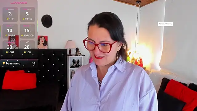 D Martii online show from November 2025 02:19:01 PM