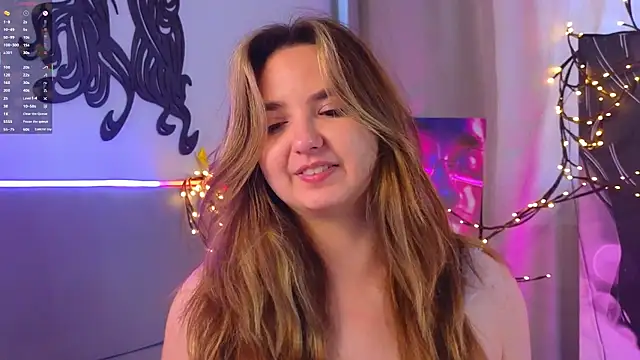 Snapshot of LucilleMcBride chatting on December 2025 07:25:01 AM LucilleMcBride online show from December 2025 07:25:01 AM