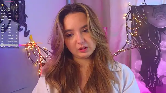 Snapshot of LucilleMcBride chatting on December 2025 07:35:01 AM LucilleMcBride online show from December 2025 07:35:01 AM