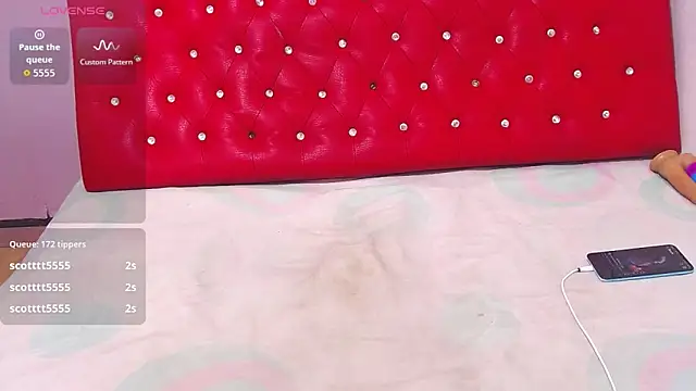wonderfuldiana online show from July 2026 09:03:01 PM