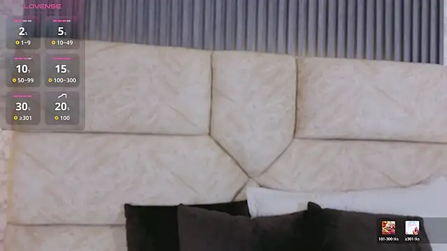 leilapons online show from April 2026 07:18:01 PM