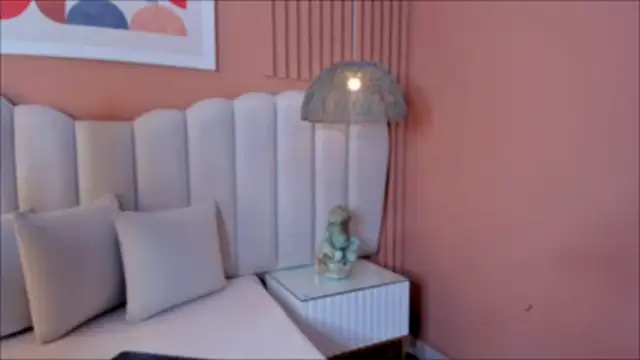 Snapshot of noa_moon chatting on February 2026 02:34:02 AM noa moon online show from February 2026 02:34:02 AM