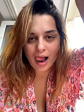 Kelly Bliss online show from October 2025 10:56:01 AM