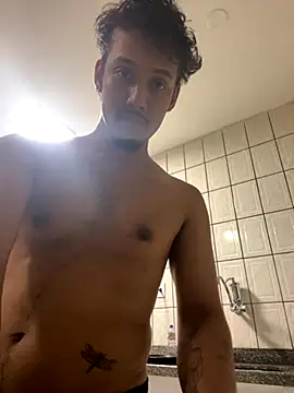 Snapshot of BAGHEERAPGG chatting on October 2025 01:05:01 AM BAGHEERAPGG online show from October 2025 01:05:01 AM