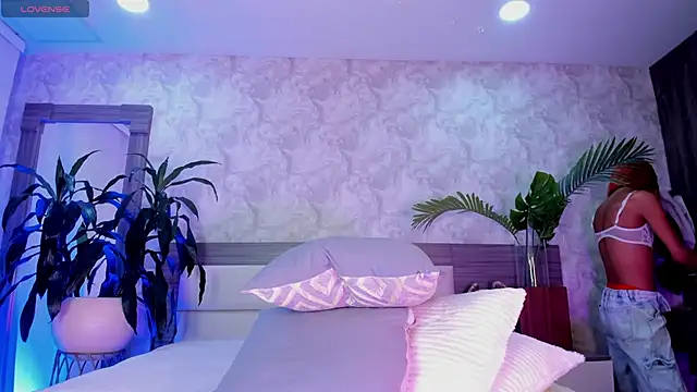 Alaiaguerra online show from June 2026 07:53:01 PM
