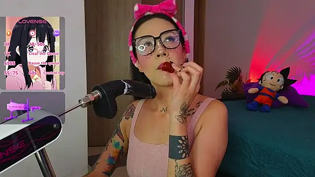 Snapshot of ValentinaBianchi chatting on September 2025 07:38:01 PM ValentinaBianchi online show from September 2025 07:38:01 PM