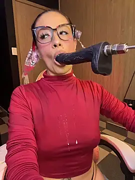 ValentinaBianchi online show from November 2025 07:57:01 PM