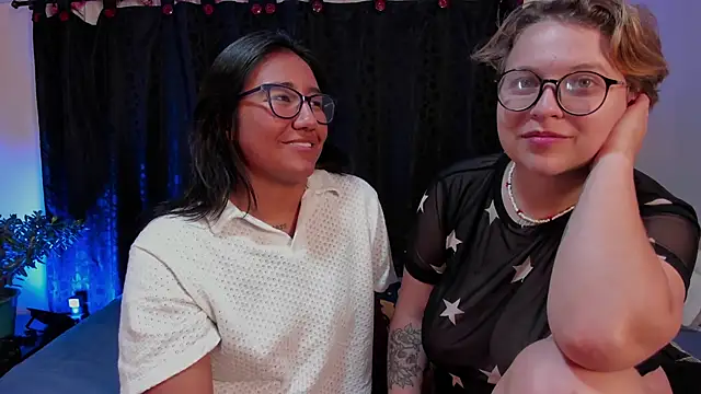 Snapshot of CrazyCakes_ chatting on October 2025 05:37:01 AM CrazyCakes  online show from October 2025 05:37:01 AM