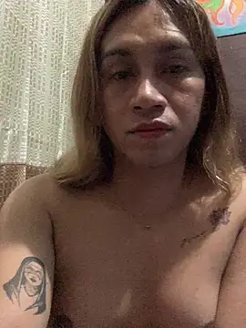 pretty TRANSjona online show from April 2026 07:58:02 PM