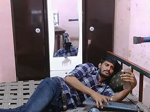 krishjaat43 online show from October 2025 03:58:01 PM