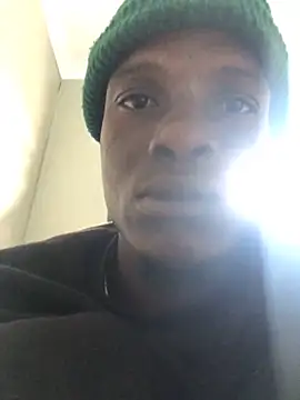 Snapshot of cuminsidebby chatting on October 2025 05:33:02 AM cuminsidebby online show from October 2025 05:33:02 AM