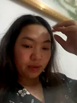 Nhung584 online show from November 2025 01:44:02 PM