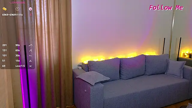 LightKisss online show from November 2025 09:54:02 AM