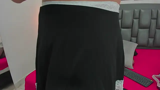 Snapshot of dakota_roussee chatting on November 2025 12:33:01 PM dakota roussee online show from November 2025 12:33:01 PM