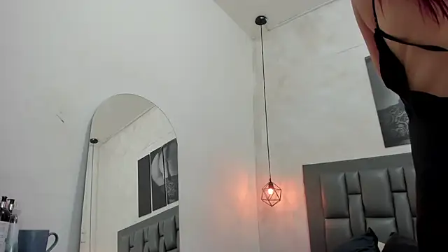 Snapshot of dakota_roussee chatting on December 2025 12:53:02 PM dakota roussee online show from December 2025 12:53:02 PM