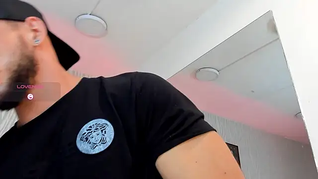 dylan jacobx online show from April 2026 06:06:01 PM