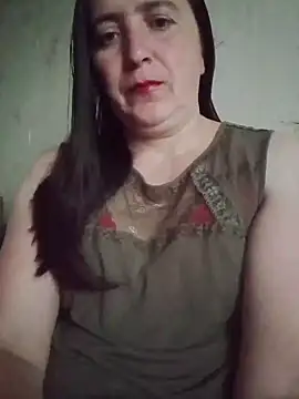 Snapshot of EvelinCutex chatting on June 2026 06:30:01 AM EvelinCutex online show from June 2026 06:30:01 AM