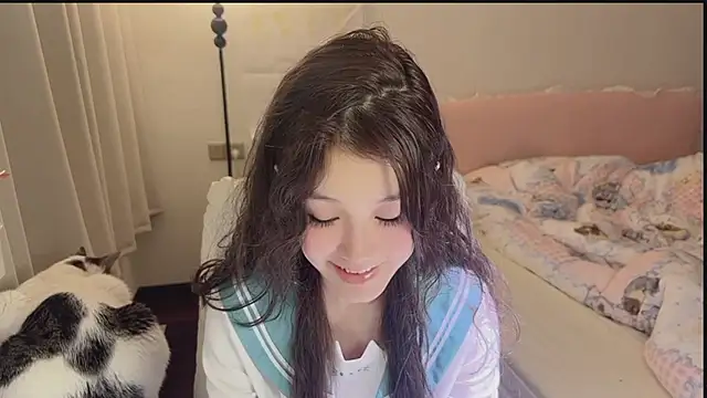 Snapshot of FuFu-puff chatting on December 2025 04:02:01 PM FuFu-puff online show from December 2025 04:02:01 PM