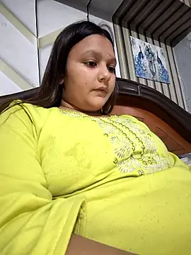 Anushka14321 online show from January 2026 04:20:01 PM