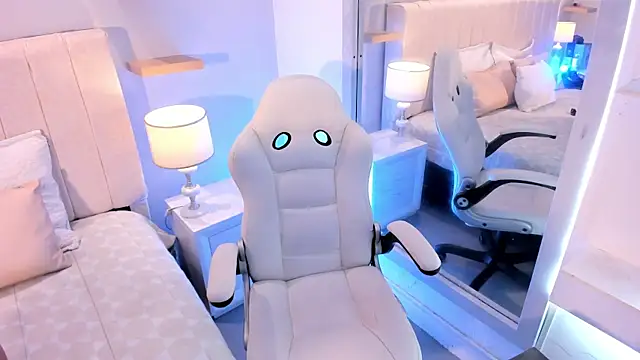 manyaa  online show from February 2026 07:42:02 PM