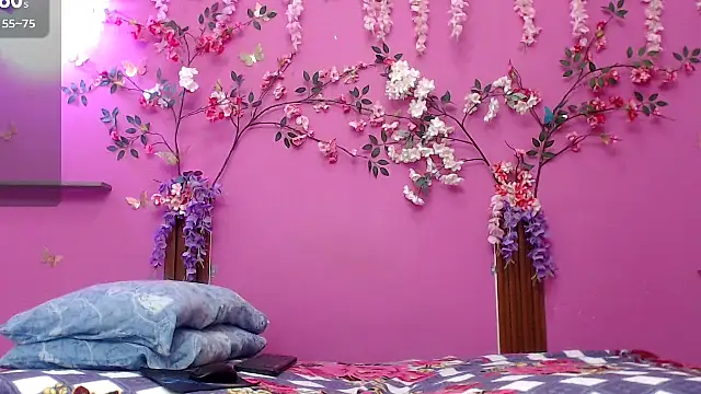 skinnybarbie022 online show from June 2026 01:10:01 AM