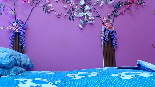 skinnybarbie022 online show from July 2026 12:39:01 AM