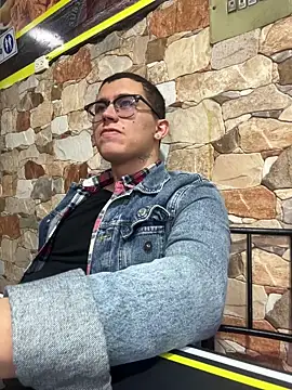 Snapshot of Kurtxxx22 chatting on October 2025 09:56:01 PM Kurtxxx22 online show from October 2025 09:56:01 PM