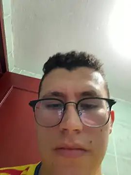 Kurtxxx22 online show from June 2026 07:00:01 AM